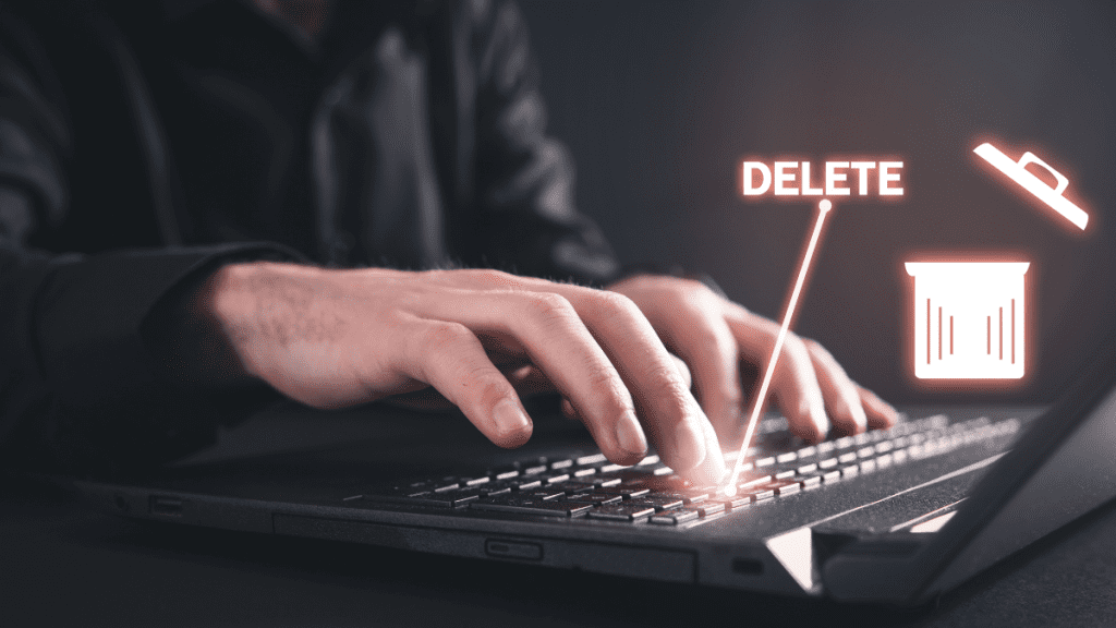 How to delete incognito history on iPhone?